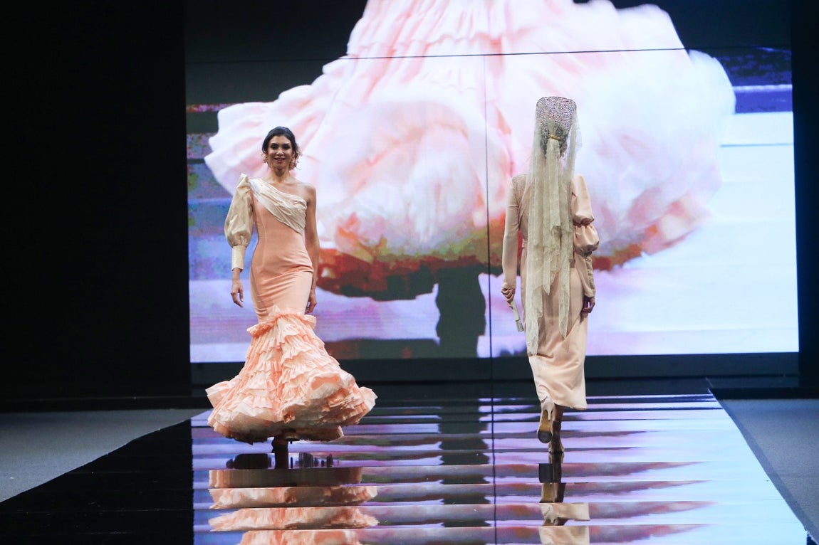 Desfile de Javier García, este viernes en Simof