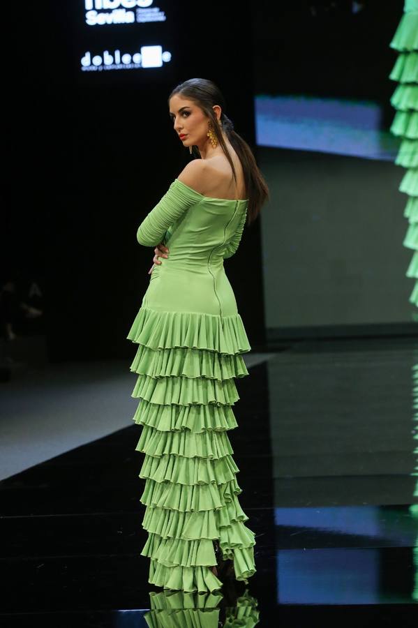 Detalles del desfile del diseñador José Raposo en SIMOF 2025