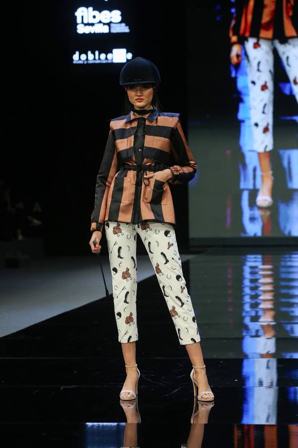 Detalles del desfile del diseñador José Raposo en SIMOF 2025