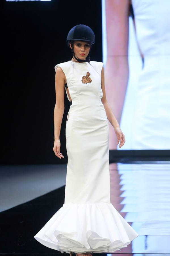 Detalles del desfile del diseñador José Raposo en SIMOF 2025