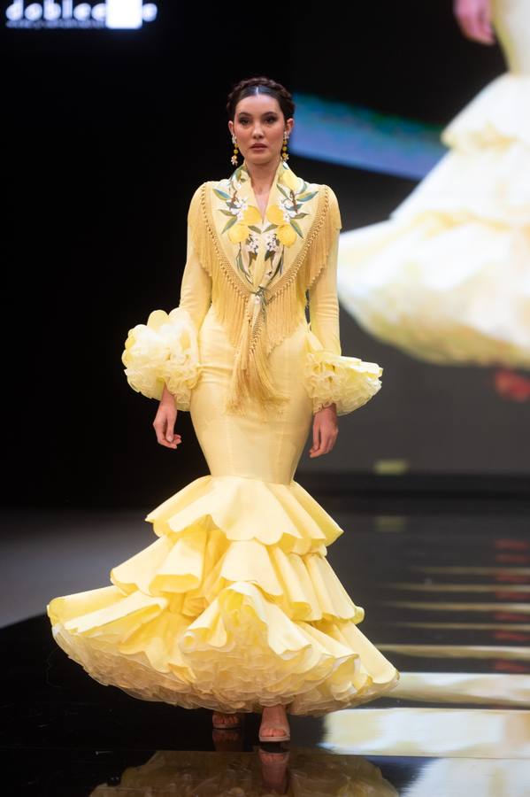 Detalles del desfile del diseñador Luis Fernández en SIMOF 2025