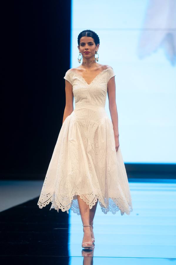 Detalles del desfile del diseñador Luis Fernández en SIMOF 2025