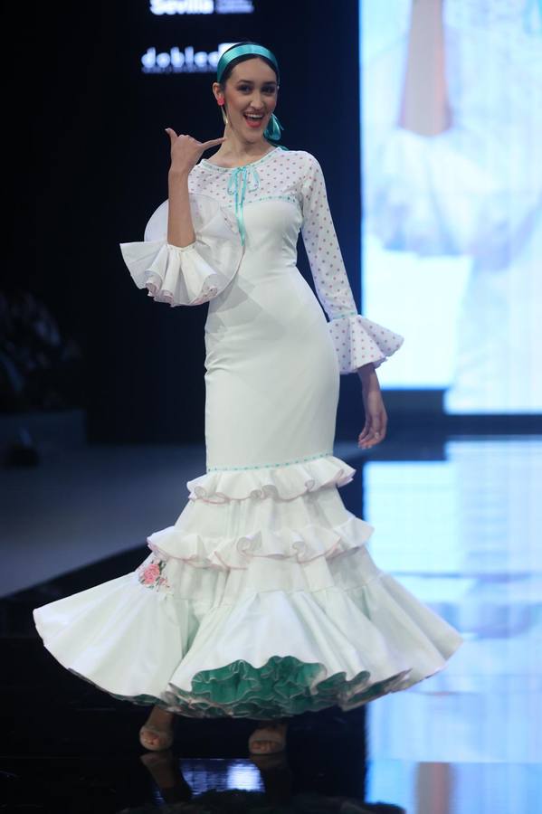 Desfile de Leticia Lorenzo en SIMOF 2025