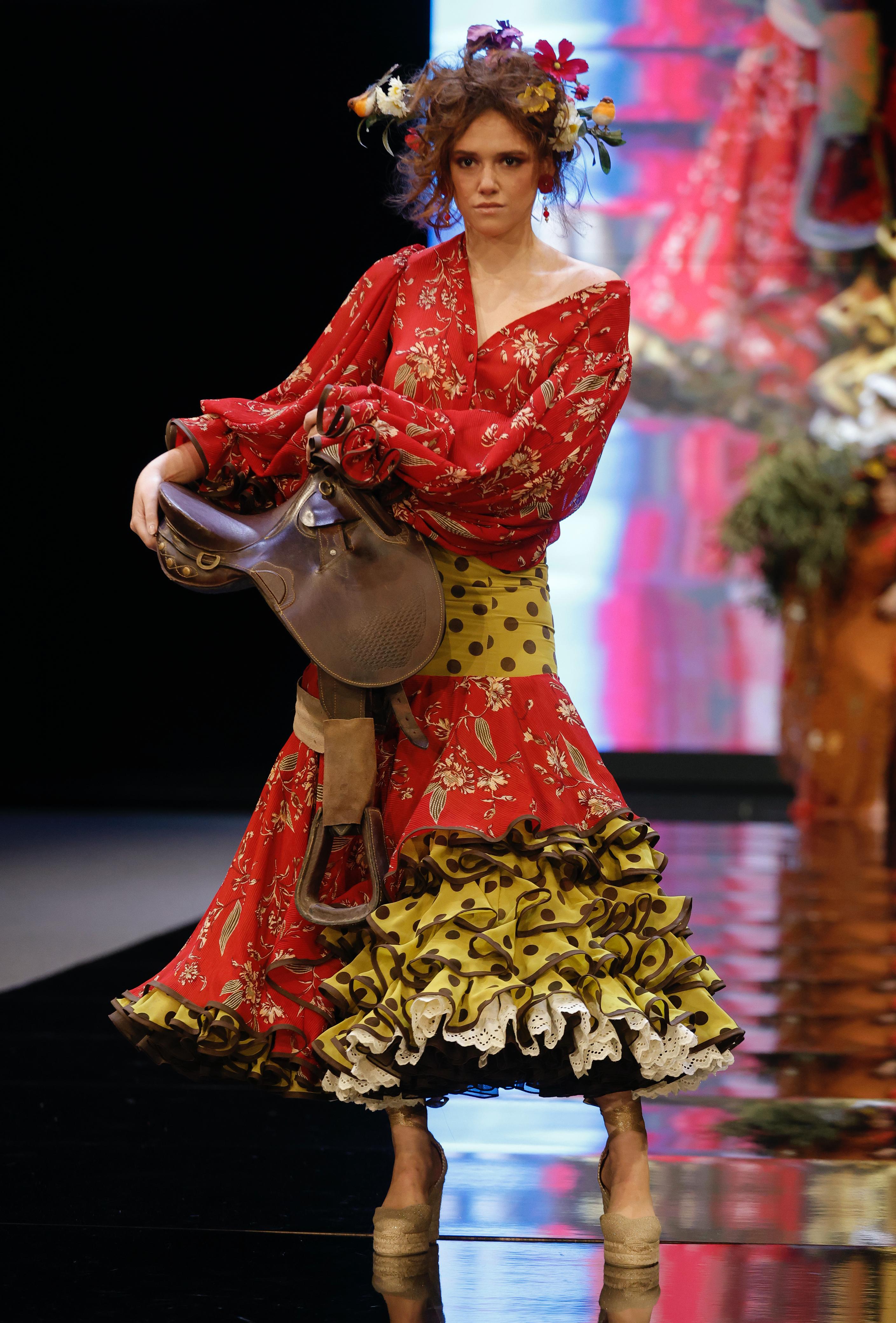 El desfile de Flamantex x Qlamenco en SIMOF 2025