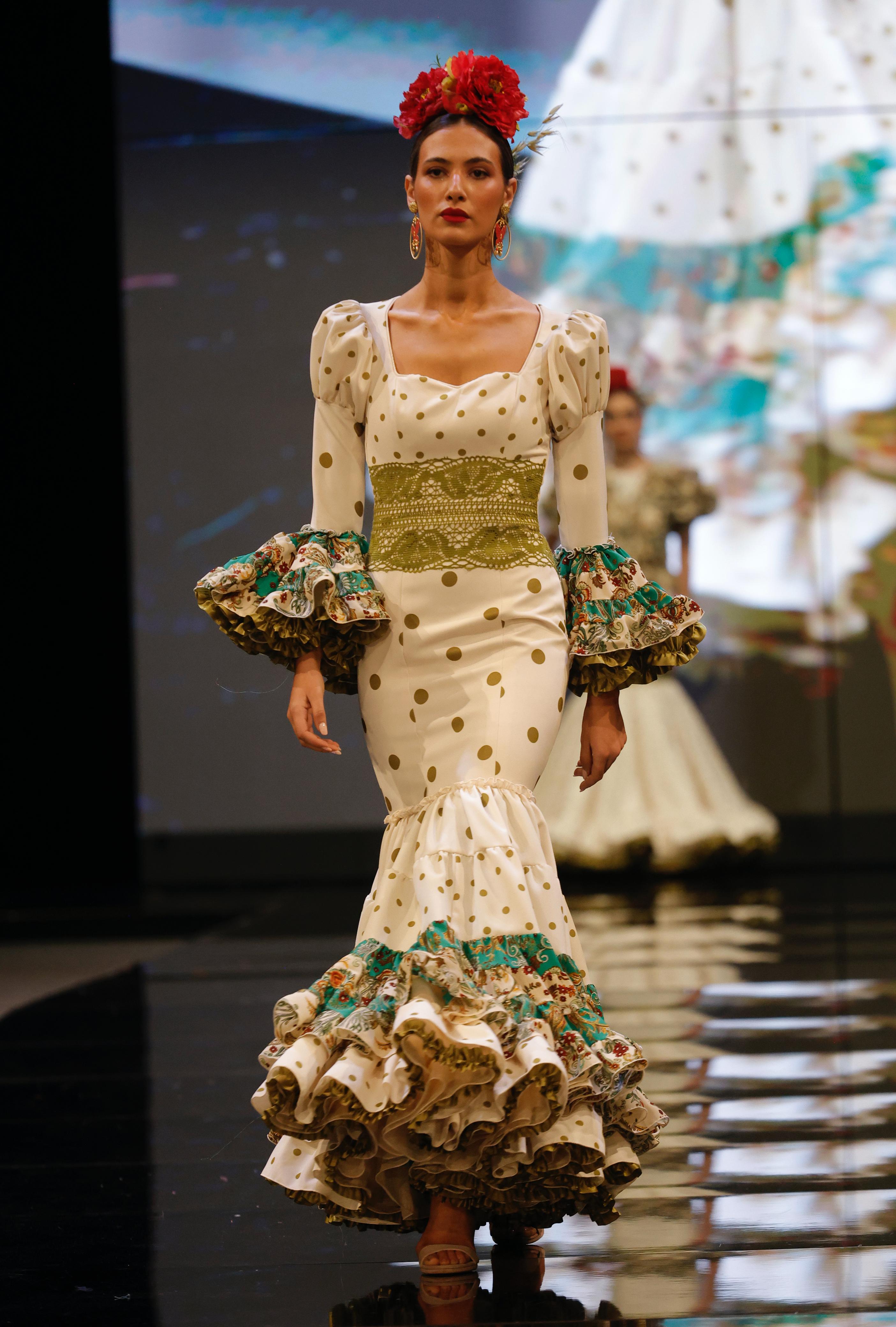 El desfile de Alejandro Andana y Yolanda Rivas en SIMOF 2025, en imágenes