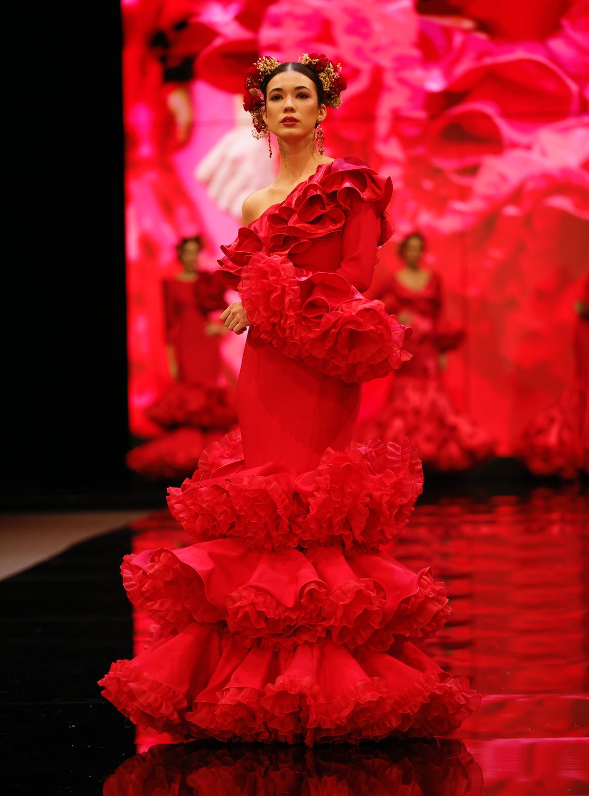 El desfile de Alejandro Andana y Yolanda Rivas en SIMOF 2025, en imágenes