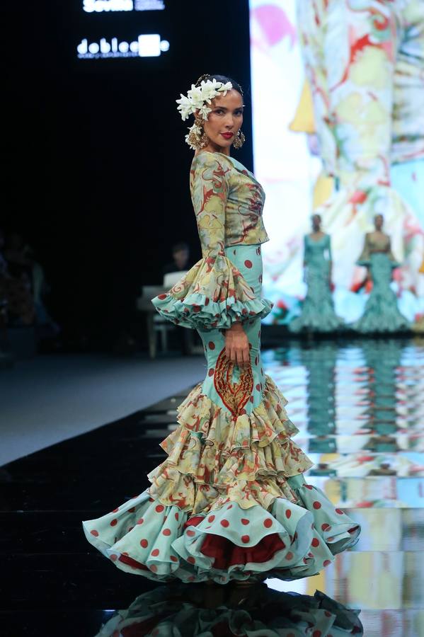 La colección es Sonibel hace un repaso a la historia de esta firma de moda flamenca