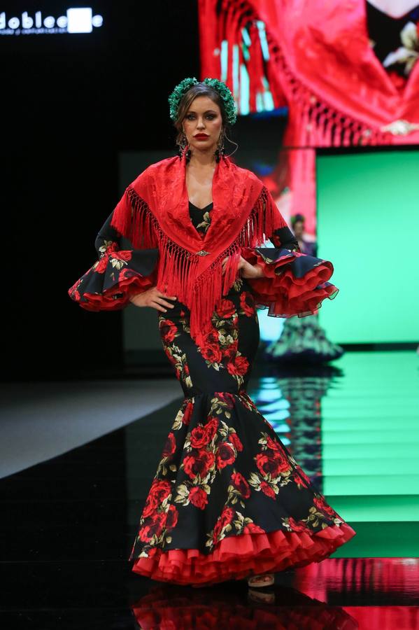 Desfile de Diseño Hermanas Serrano en SIMOF 2025