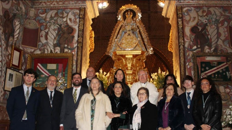 La nueva junta de gobierno que va a acompañar a la utrerana en esta nueva travesía