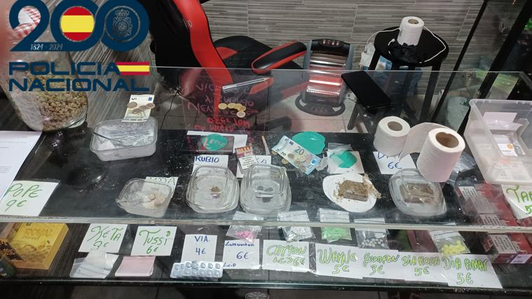 Imagen de las drogas intervenidas