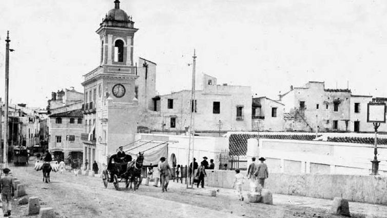 El reloj del Altozano vuelve a dar la hora, pero no con un timbre: esta es la música que suena