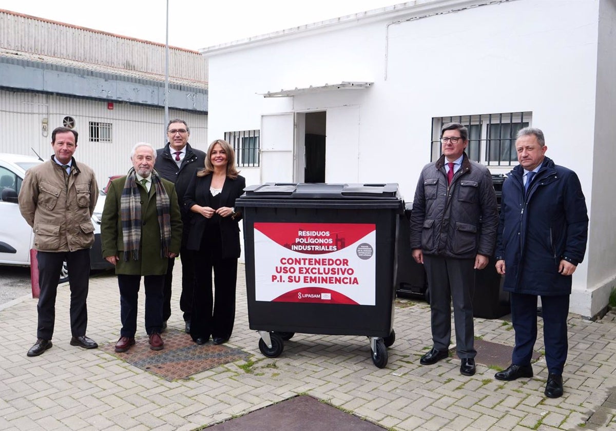 Presentación del nuevo sistema de recogida de basura puerta a puerta