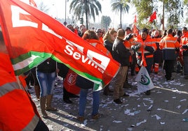 El comité de Lipasam mantiene la huelga de recogida de basura en Sevilla para el Día de Andalucía