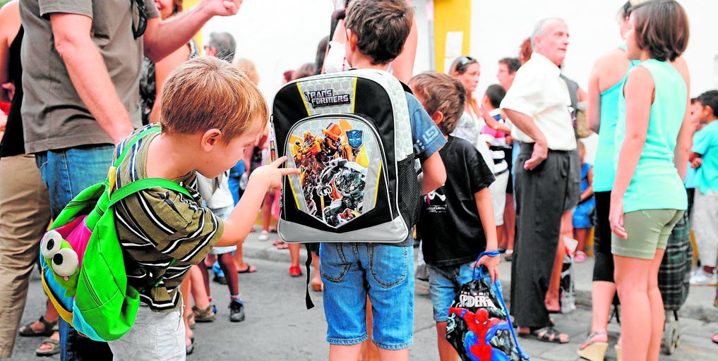 Las plazas de escolarización caen en Sevilla más de un 2% por la baja natalidad