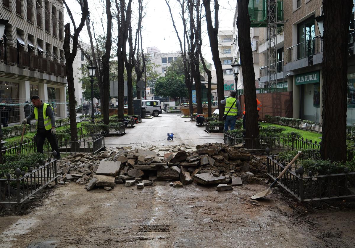 La calle Josefa Reina Puerto estará lista antes de Semana Santa