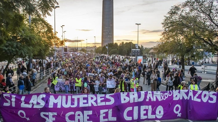 Manifestaciones del 8M en Sevilla: horario, recorrido y calles cortadas al tráfico por el Día de la Mujer