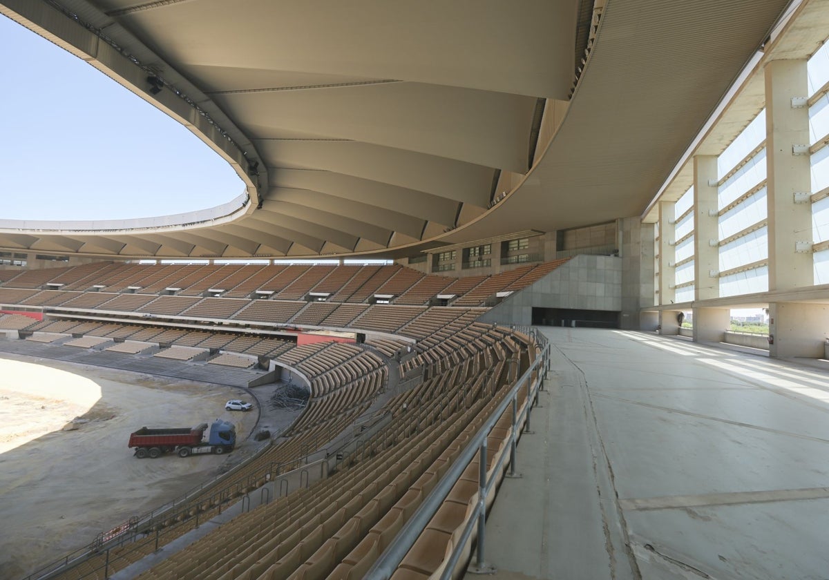 Interior del estadio de la Cartuja en una fase de las obras