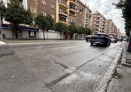 El Ayuntamiento de Sevilla cortará el tráfico en la calle Virgen de Luján para su reasfaltado