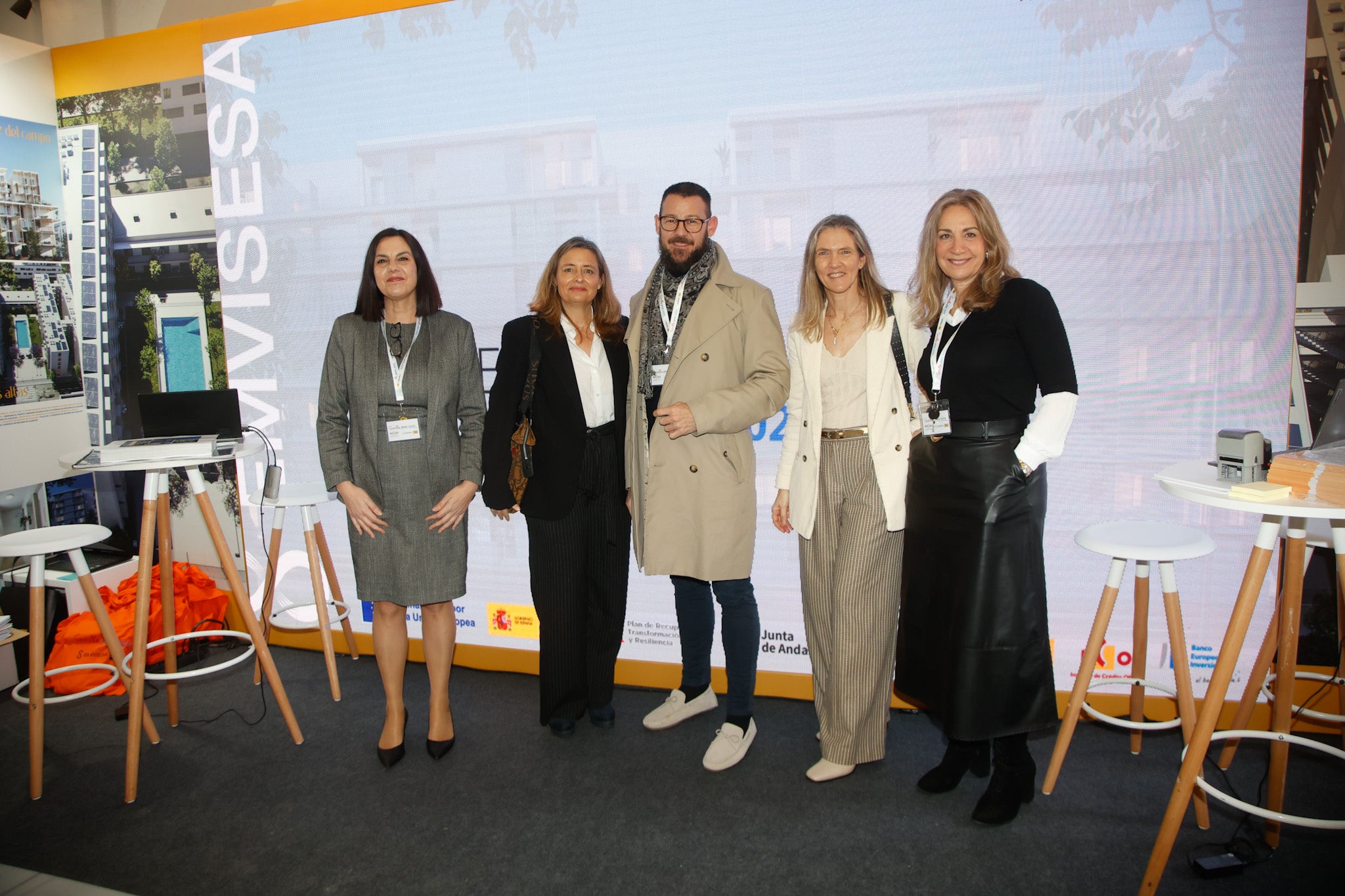 Clara González, Patricia de Seras, Manuel Luque, Beatriz Otero y Mar Alanís