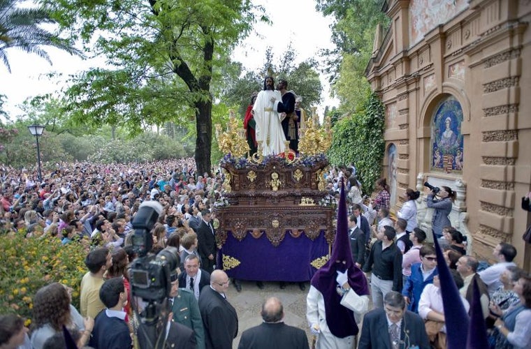 El Señor de la Redención por los Jardines de Murillo en 2011