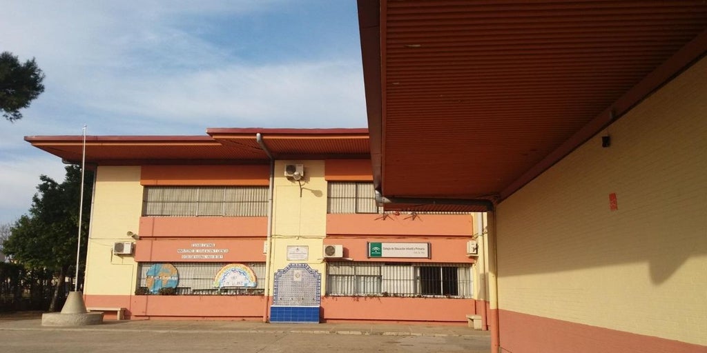 Abren con normalidad los tres colegios y el instituto de sevilla que cerraron por el posible desbordamiento del río