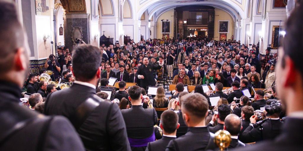 López Gándara revoluciona las Cigarreras sin renunciar a la esencia de la banda