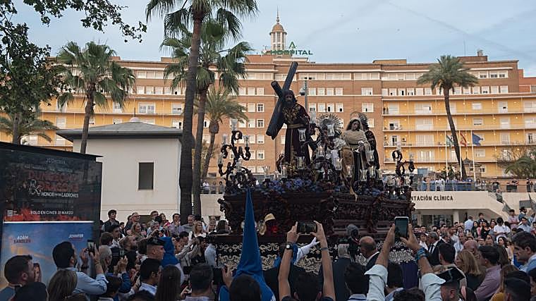 El misterio de la Hermandad de la Misión en el Hospital Virgen del Rocío