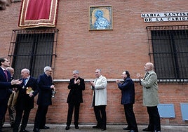 Inaugurado en el barrio de Santa Aurelia de Sevilla el pasaje María Santísima de la Caridad