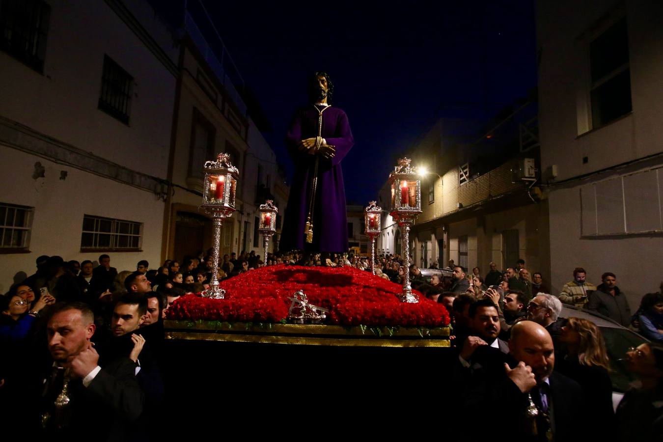 Vía crucis del Cautivo de Santa Genoveva