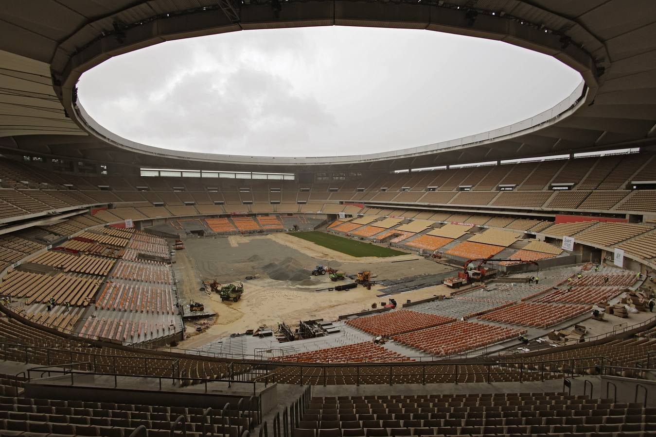 La puesta a punto del estadio de la Cartuja se acelera ante la final de la Copa del Rey del próximo 26 de abril