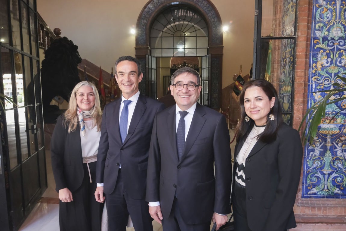 Marina González, Francisco Javier Jerez Basurto, Xavier Linares y Pilar De los Santos Ostos