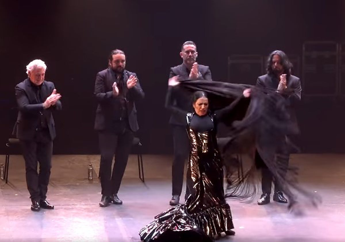 Eva Yerbabuena en su espectáculo 'Yerbagüena'