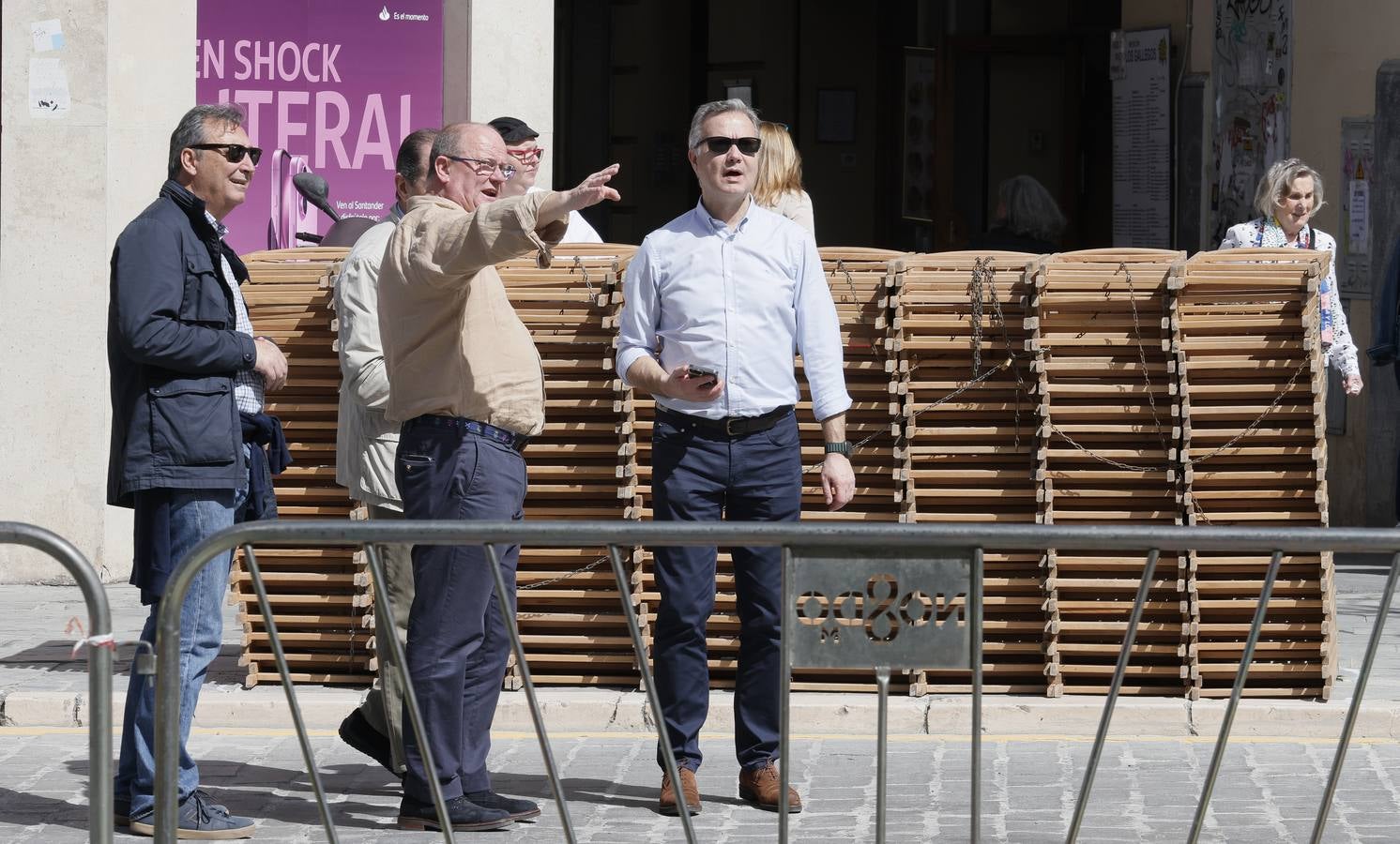 Cada rincón de Sevilla se prepara ya para la Semana Santa