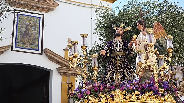 El paso de la Oración en el Huerto forma parte de la hermandad de Nuestro Padre Jesús Nazareno