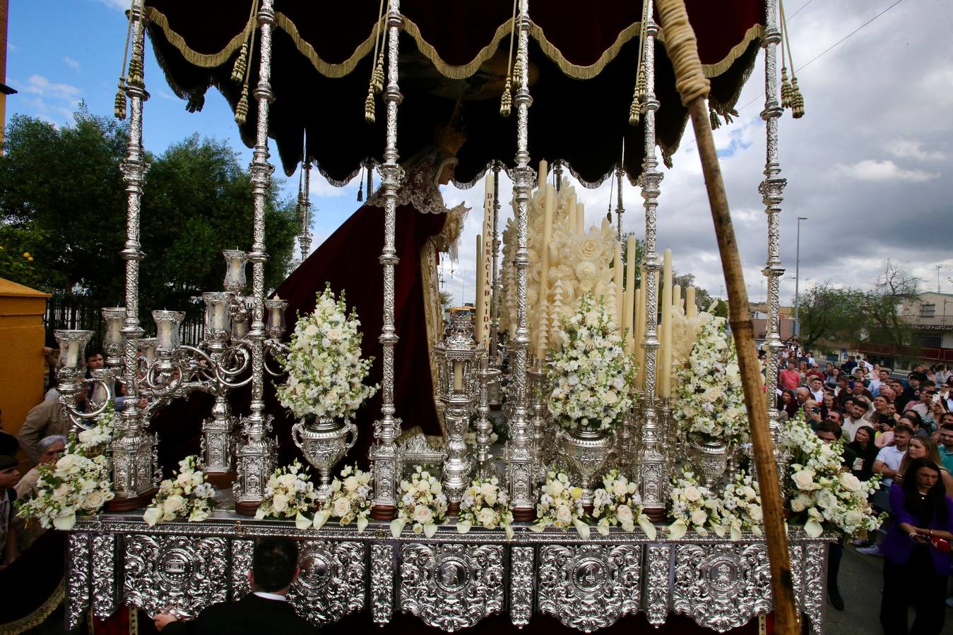 Hermandad de Padre Pío este Sábado de Pasión de la Semana Santa 2025