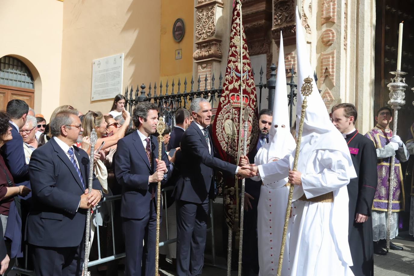 La hermandad de la Cena realiza su estación de penitencia este Domingo de Ramos