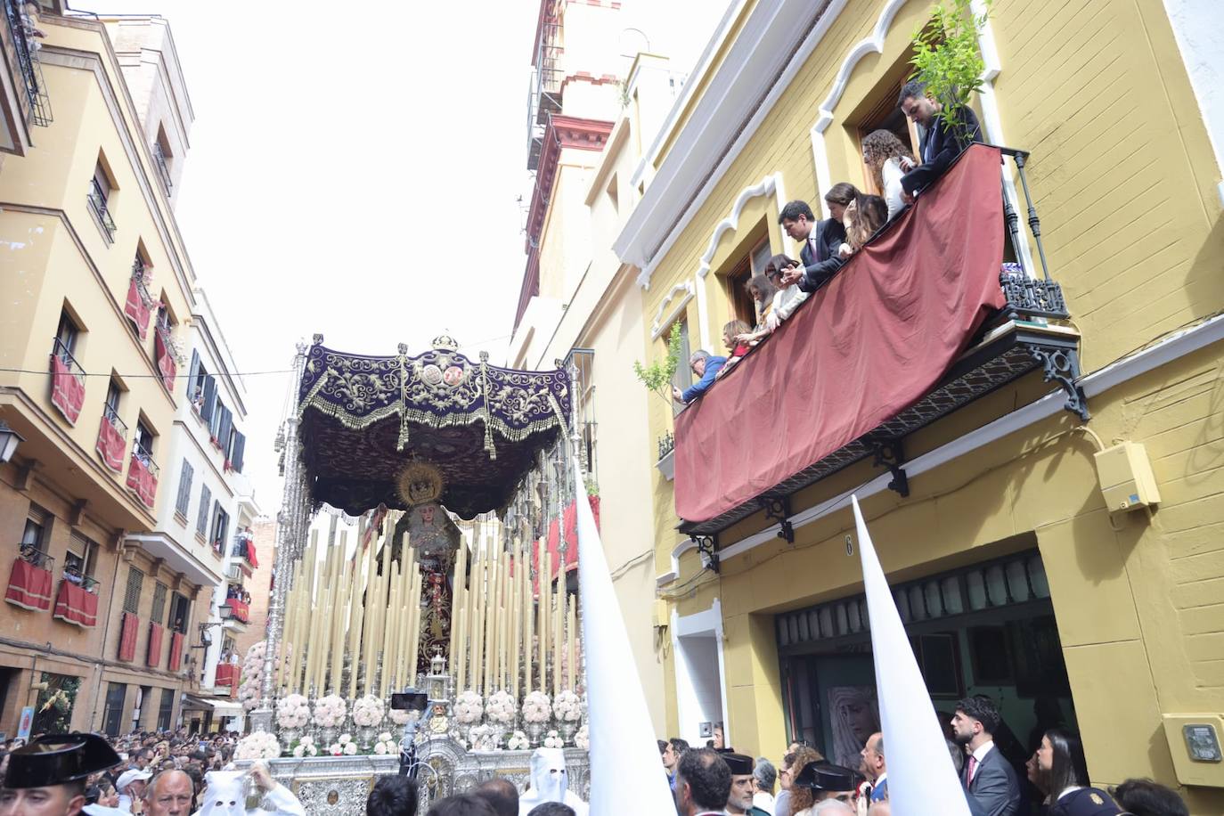 La hermandad de la Cena realiza su estación de penitencia este Domingo de Ramos