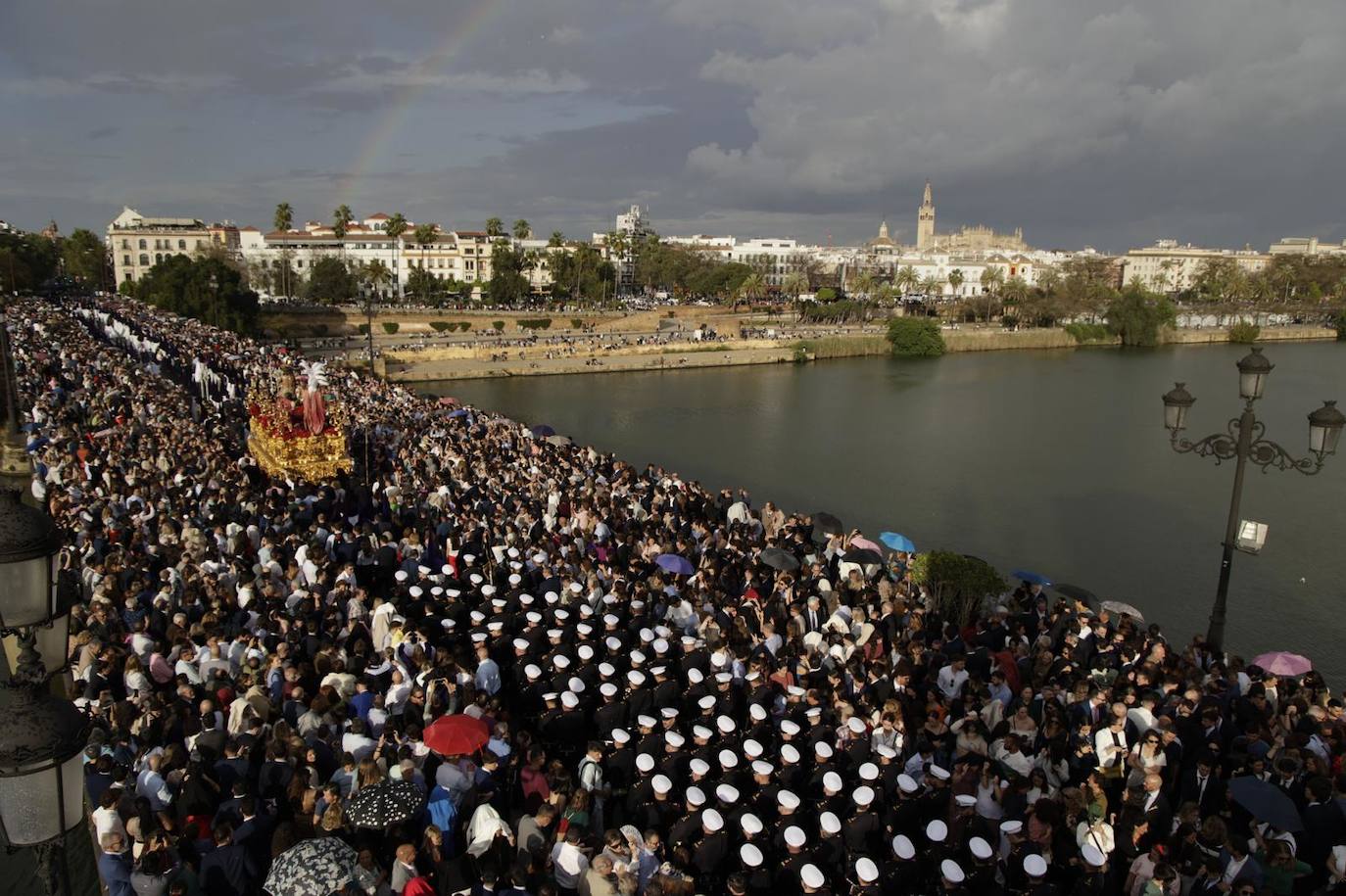 Salida de la Hermandad de la Estrella en la Semana Santa de 2025