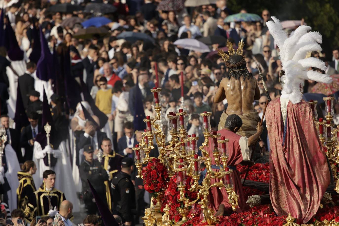 Salida de la Hermandad de la Estrella en la Semana Santa de 2025