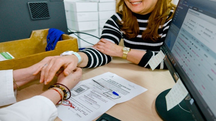 El Virgen del Rocío de Sevilla monitoriza en tiempo real a más de 130.000 pacientes quirúrgicos