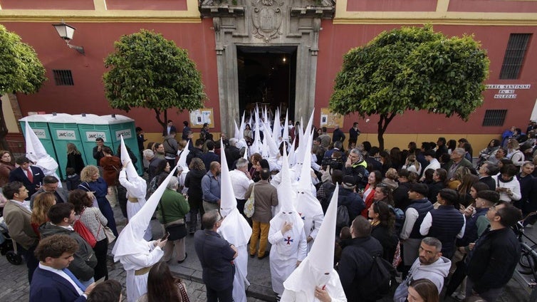 Las imágenes de la Hermandad del Dulce Nombre de la Semana Santa de Sevilla 2025