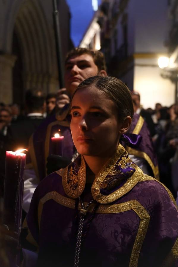 La Virgen de Regla estuvo acompañada por la banda de música de Santa Ana de Dos Hermanas