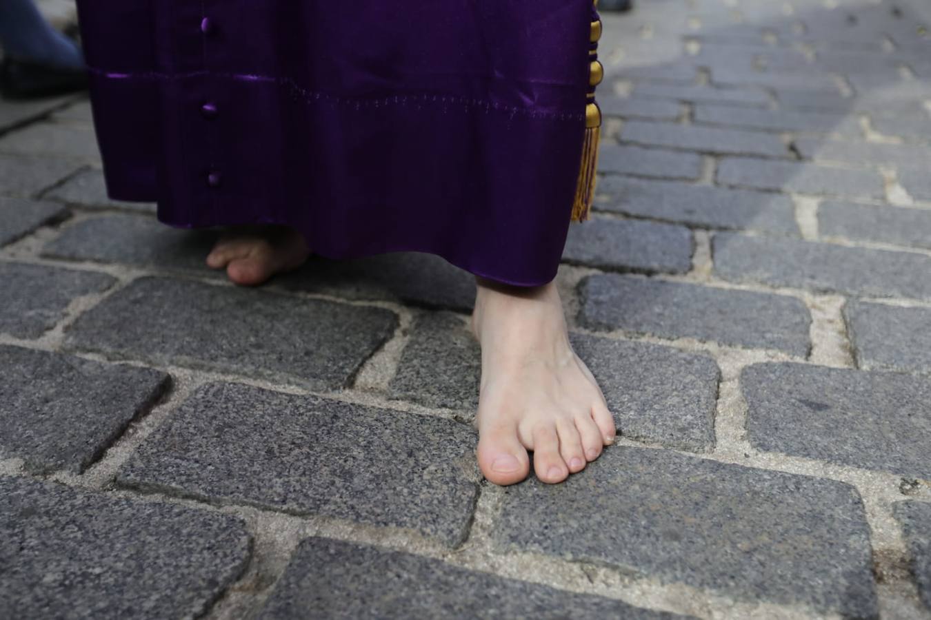 Salida de Jesús Atado a la Columna y de la Virgen de la Victoria, de la hermandad de las Cigarreras