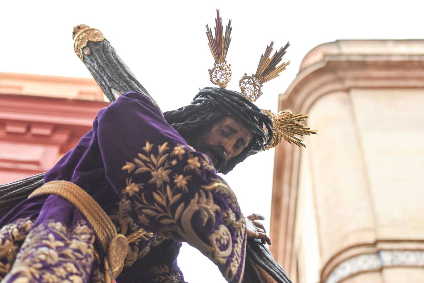 La Hermandad de la Pasión realiza su estación de penitencia este Jueves Santo