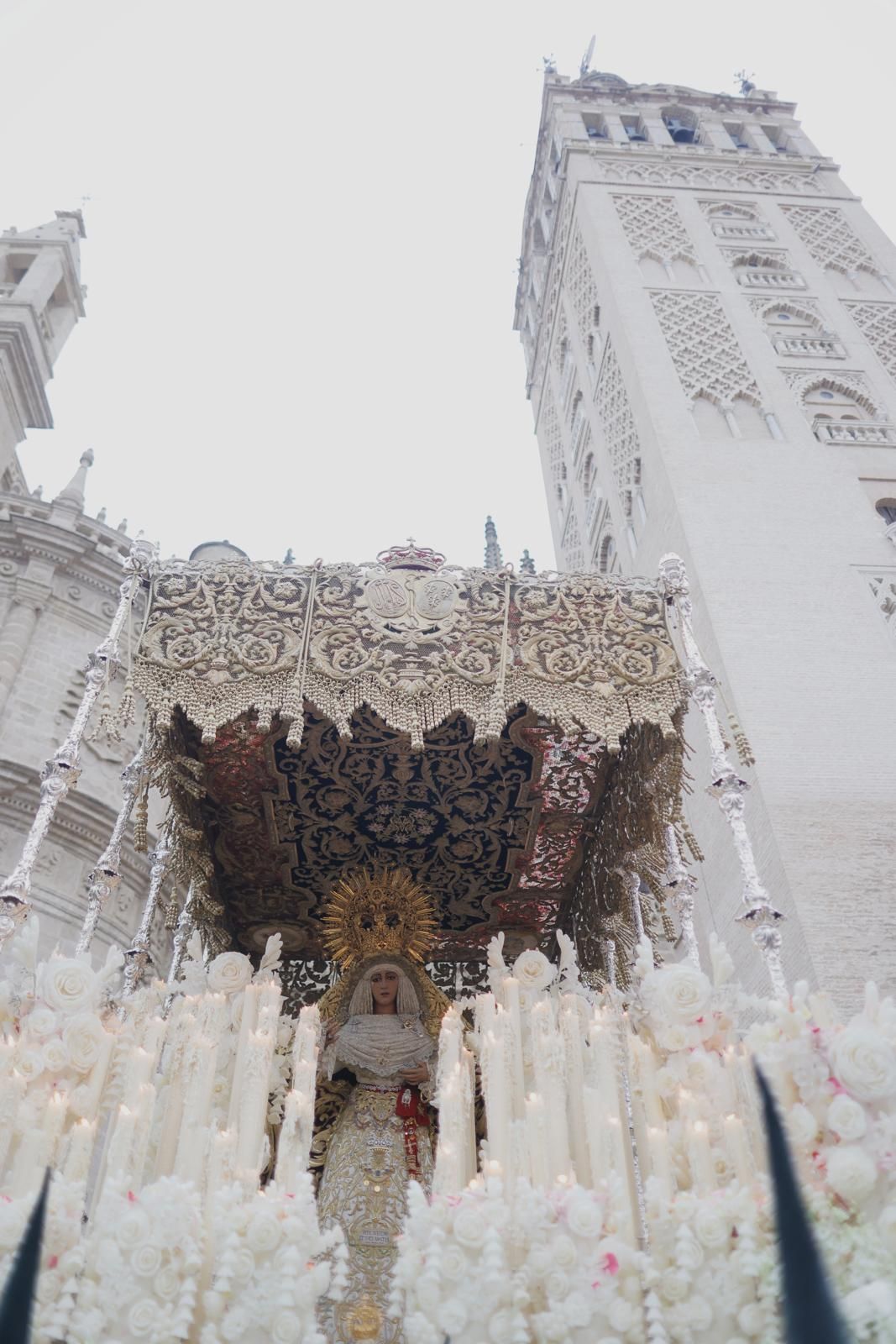 Las imágenes de la Hermandad de la Esperanza de Triana de la Semana Santa de Sevilla 2025