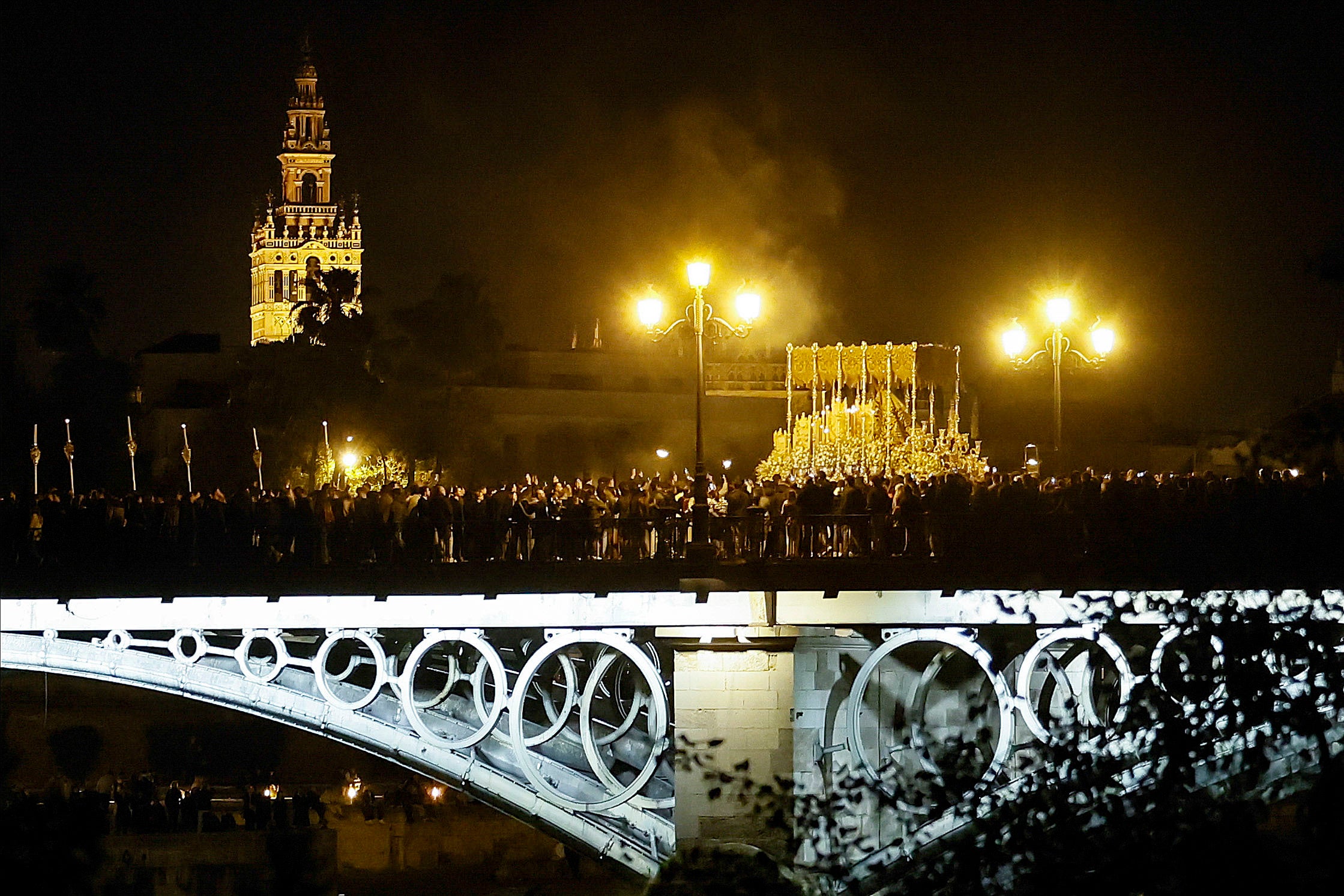Las imágenes de la Hermandad de la Esperanza de Triana de la Semana Santa de Sevilla 2025