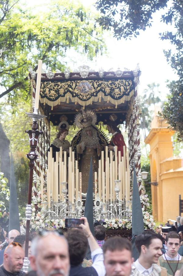 La Hermandad del Sol, a su paso por los Jardines de Murillo