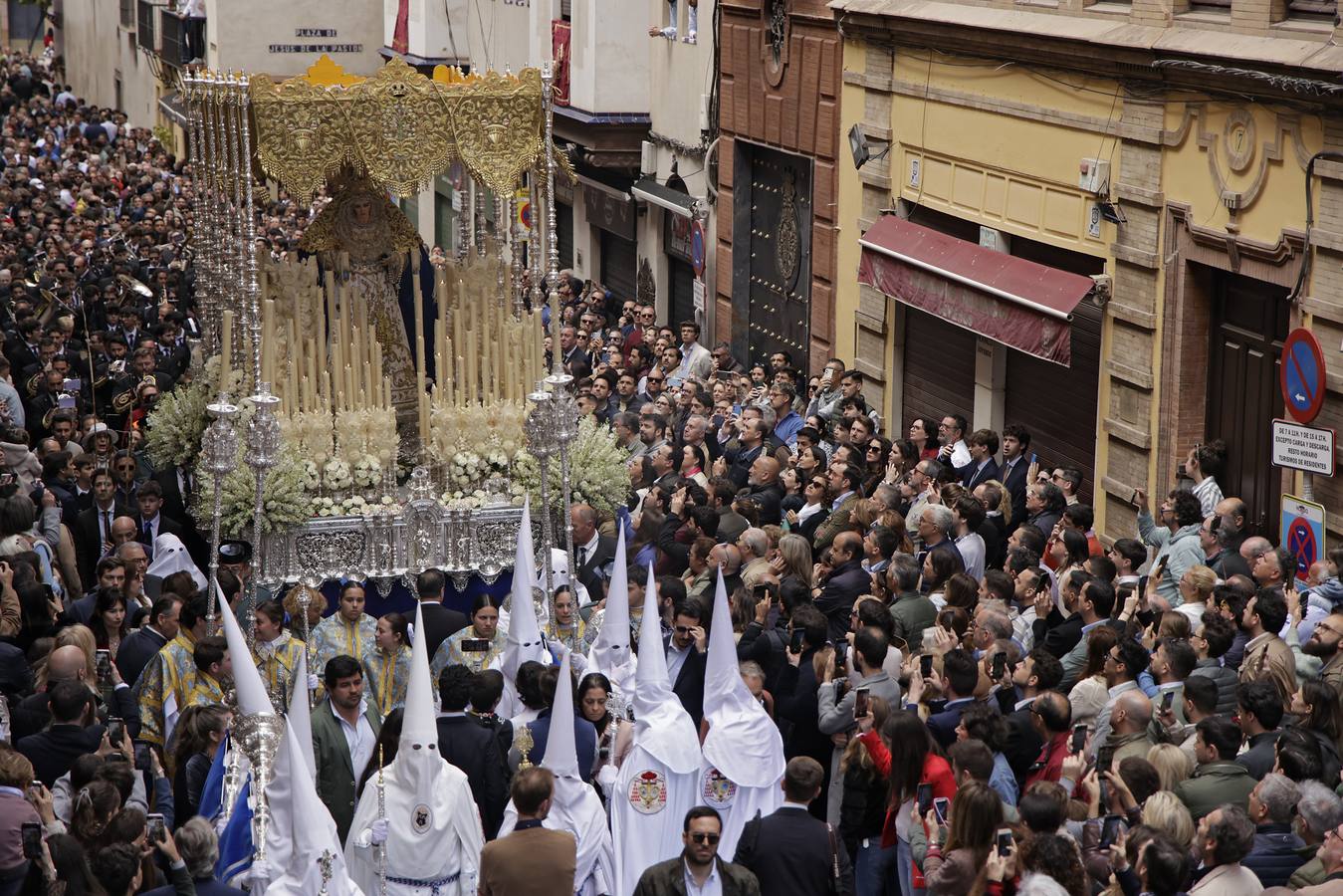El Señor de la Resurrección y la Virgen de la aurora, este Domingo de Resurrección en Sevilla