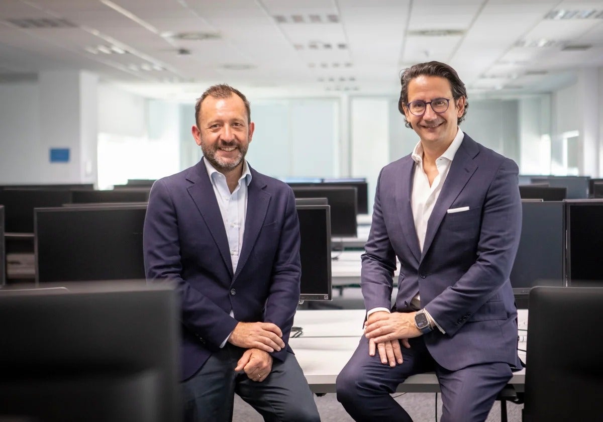Víctor Fernández, director del área de IA y experiencia digital, y José Luis Manzanares, CEO de Ayesa