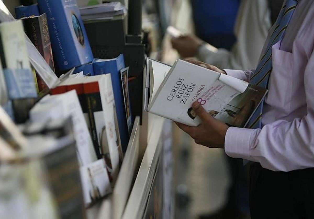 Imagen de archivo del Día del Libro en Sevilla